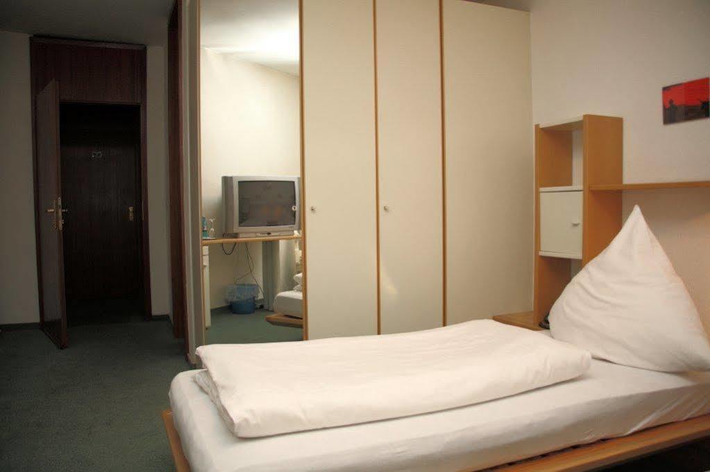 G & L Hotel Dortmund Exterior photo